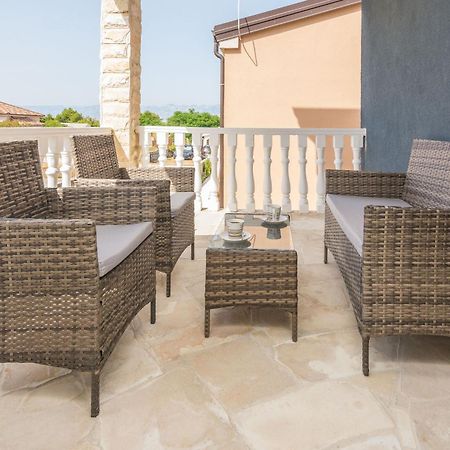 Plaza Ab Apartment Vir Bagian luar foto