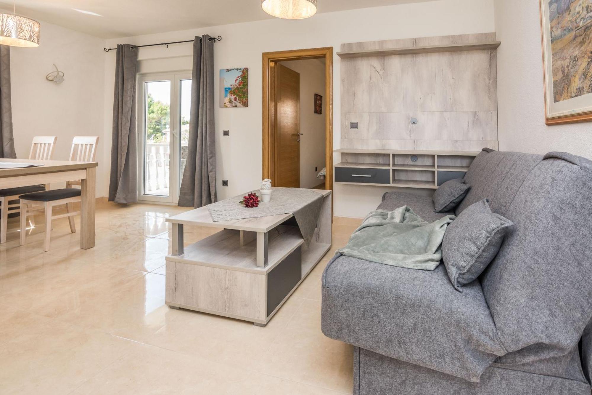 Plaza Ab Apartment Vir Bagian luar foto