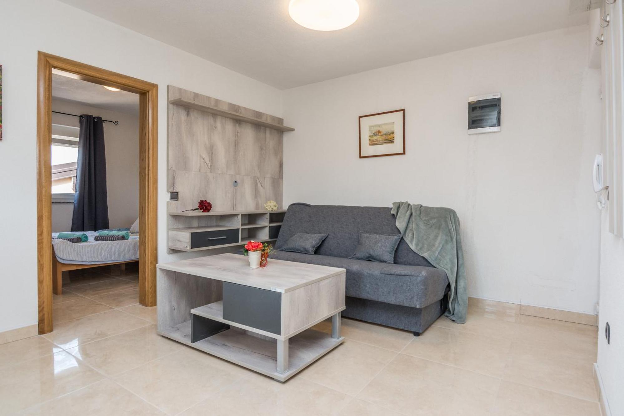 Plaza Ab Apartment Vir Bagian luar foto
