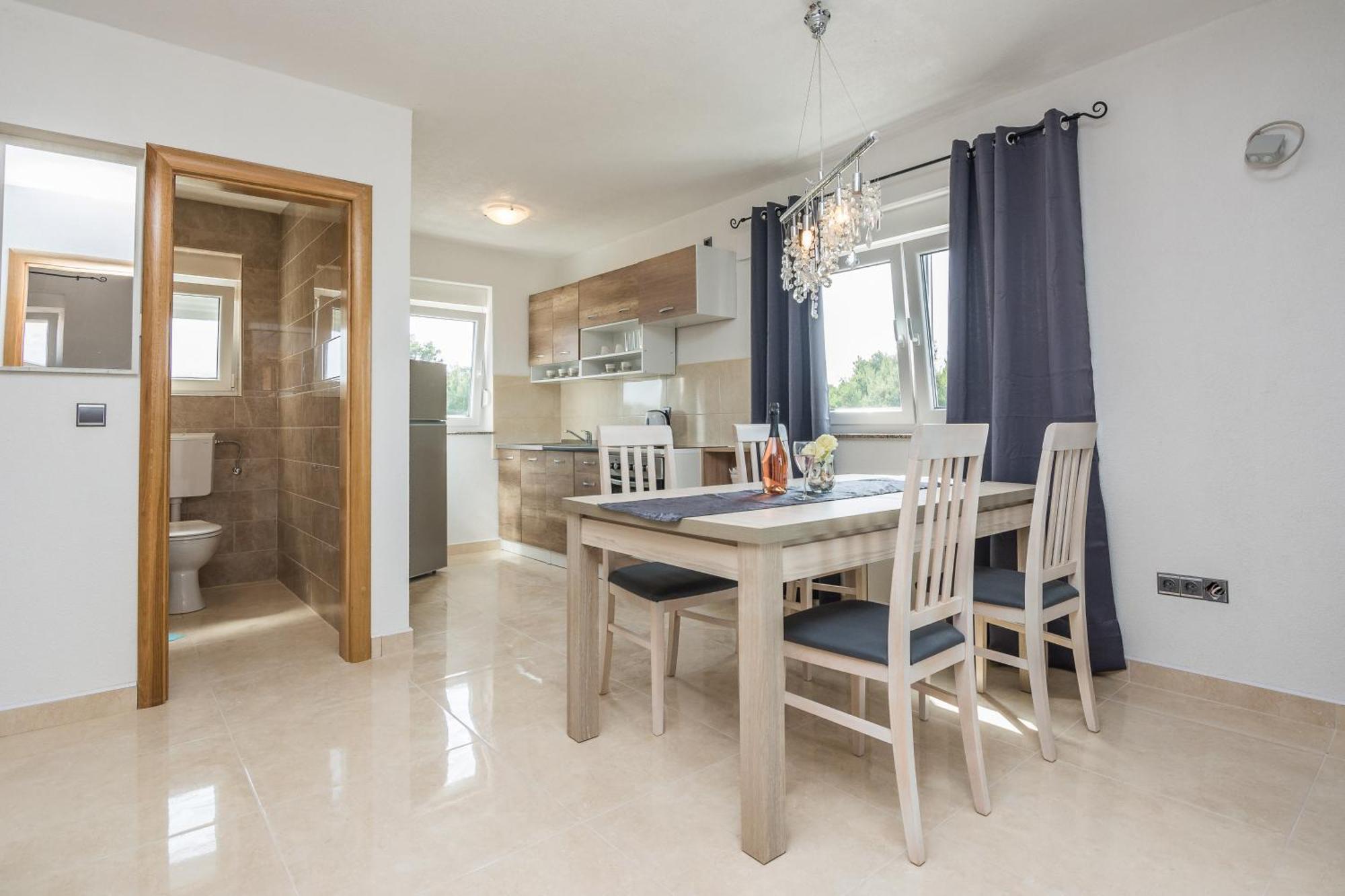 Plaza Ab Apartment Vir Bagian luar foto