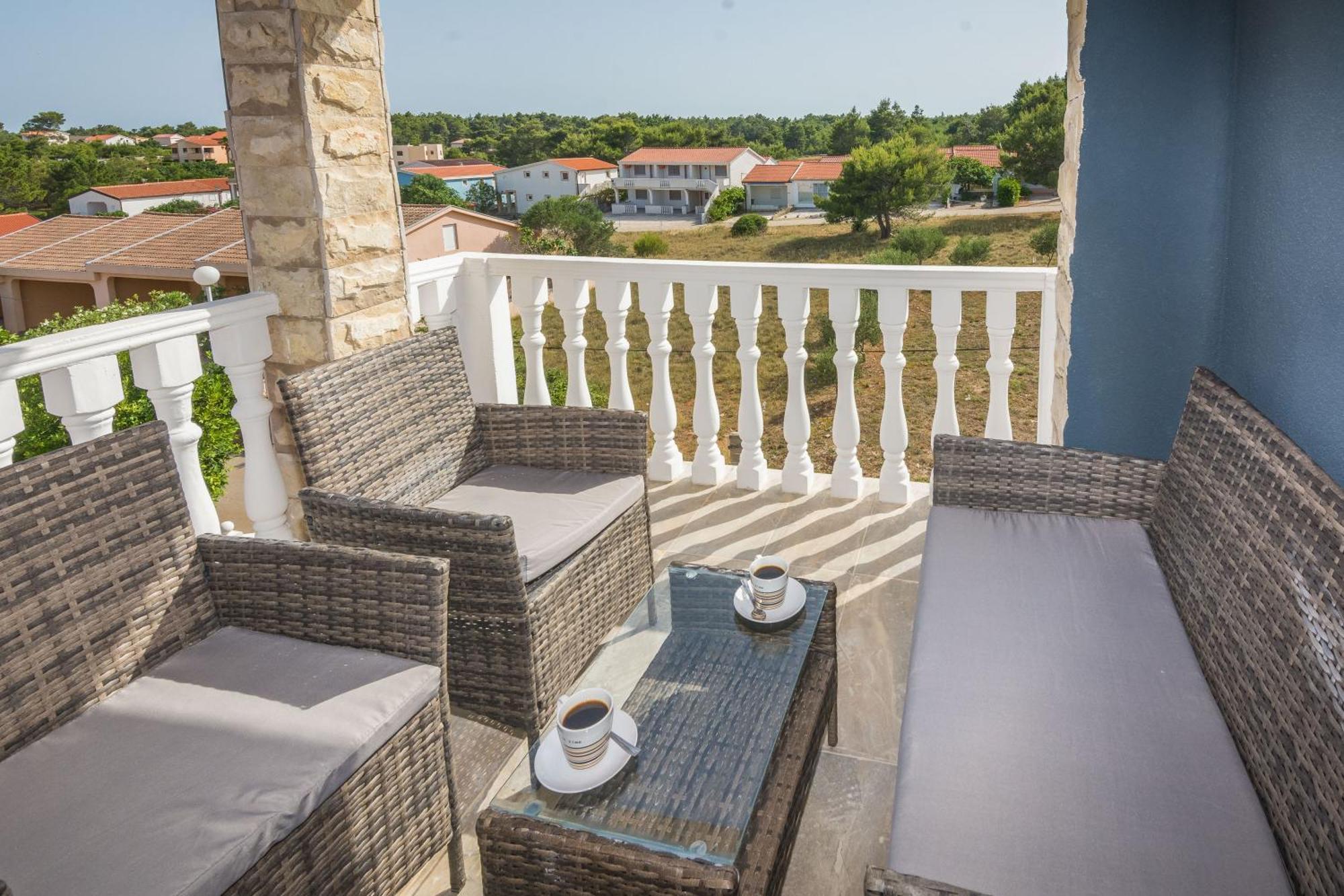 Plaza Ab Apartment Vir Ruang foto